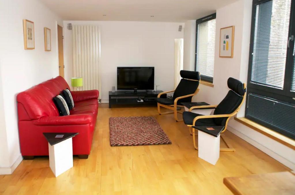 Joivy Inviting Flat With Parking In Canonmills Edinburg Exteriör bild