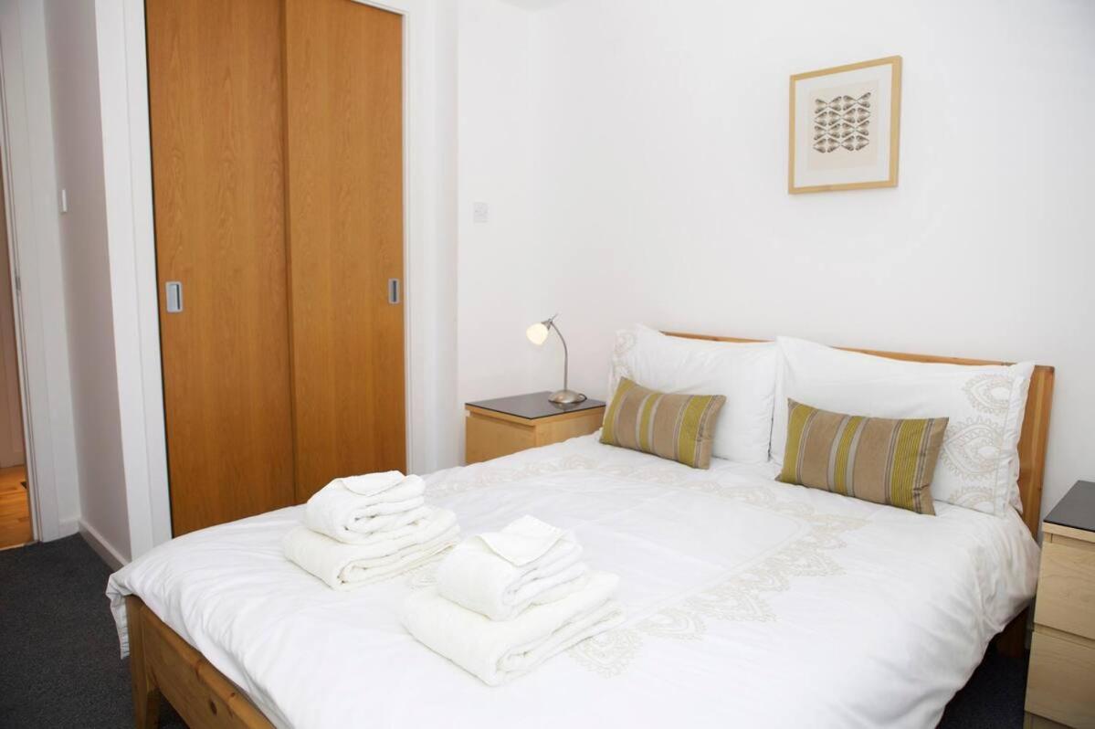 Joivy Inviting Flat With Parking In Canonmills Edinburg Exteriör bild